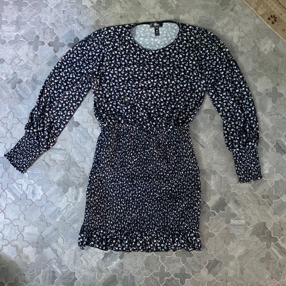Aqua Navy/Black Floral ruched bottom dress. Size Medium